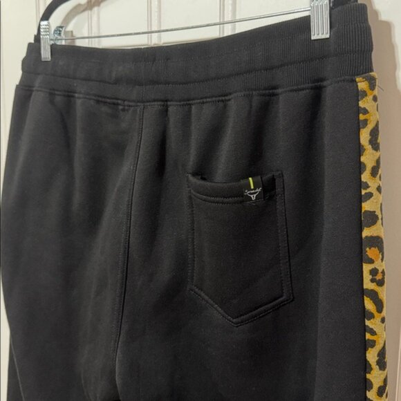 NWOT Screenshot 2 piece “Broken Heart” Falling Bear Head Fleece Set size 2XL - Picture 14 of 14